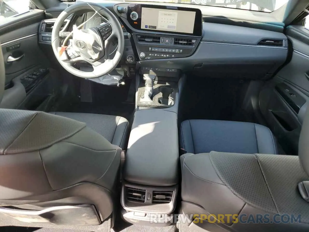 8 fotografías del automóvil dañado 58ADA1C16SU060048 LEXUS ES300 2025