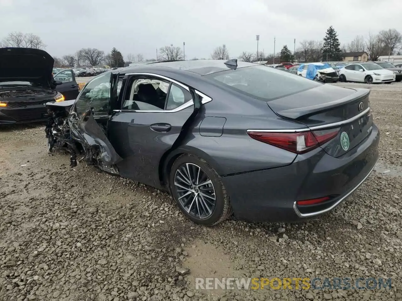 2 fotografías del automóvil dañado 58ADA1C17SU054484 LEXUS ES300 2025