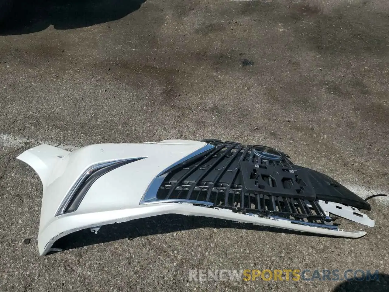 12 fotografías del automóvil dañado 58ADA1C18SU060066 LEXUS ES300 2025