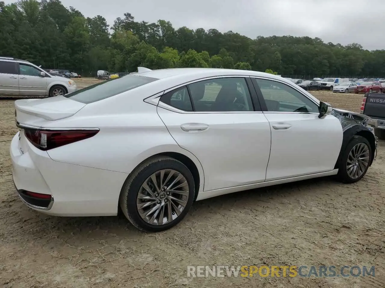 3 fotografías del automóvil dañado 58AEA1C10SU055657 LEXUS ES300 2025