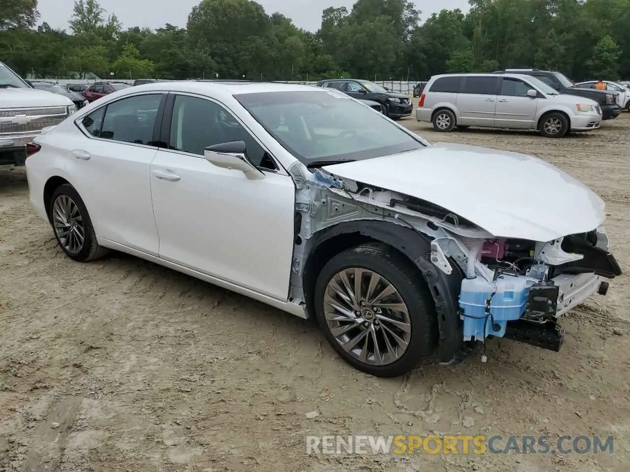 4 fotografías del automóvil dañado 58AEA1C10SU055657 LEXUS ES300 2025