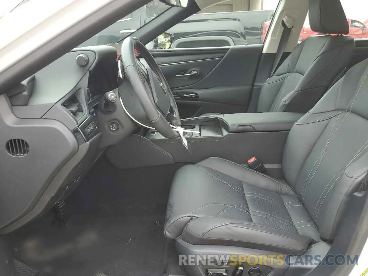 7 fotografías del automóvil dañado 58AEA1C10SU055657 LEXUS ES300 2025