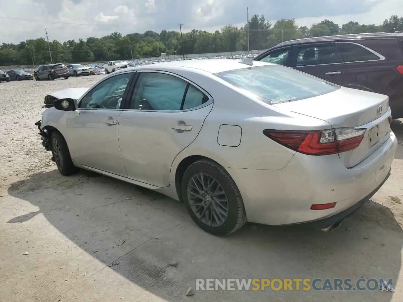 2 fotografías del automóvil dañado 58ABK1GG6JU108181 LEXUS ES350 2018