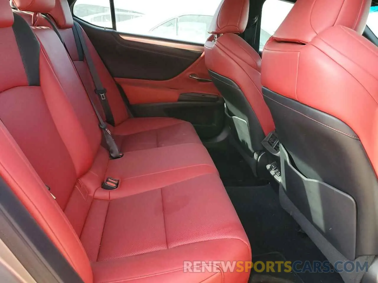 10 fotografías del automóvil dañado 58ABZ1B10KU043179 LEXUS ES350 2019