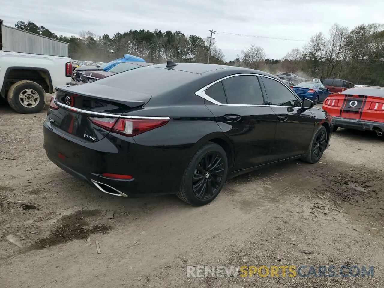 3 fotografías del automóvil dañado 58ABZ1B11KU008358 LEXUS ES350 2019
