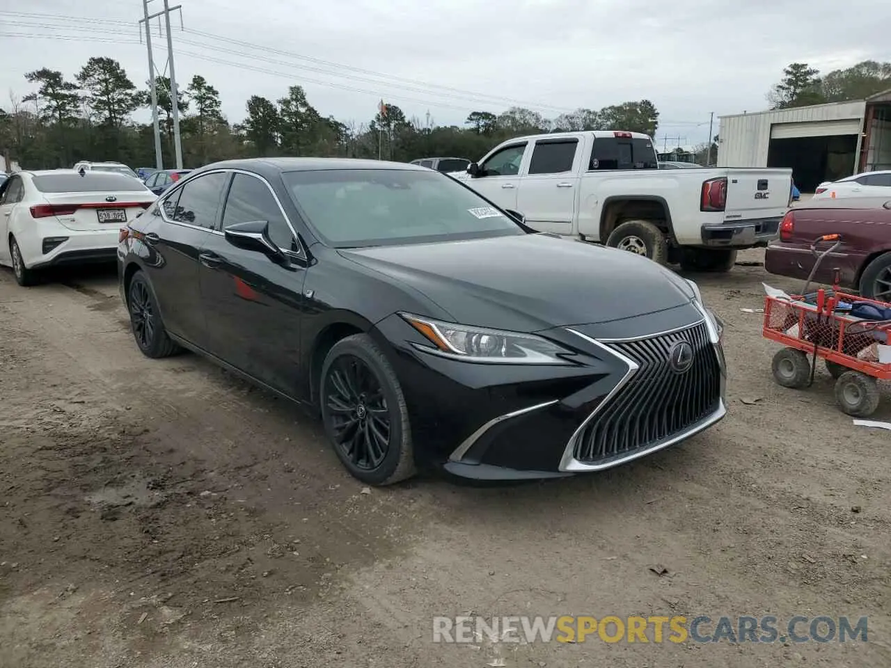 4 fotografías del automóvil dañado 58ABZ1B11KU008358 LEXUS ES350 2019