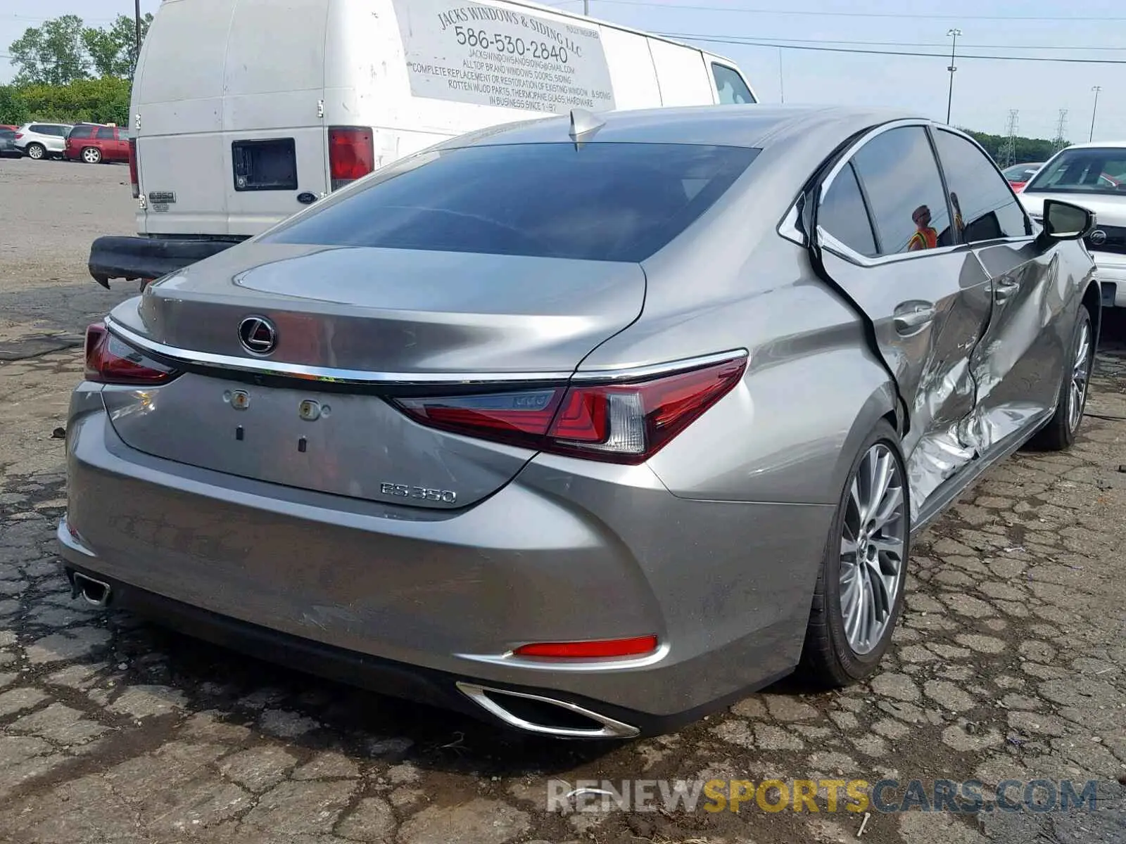 4 fotografías del automóvil dañado 58ABZ1B11KU023720 LEXUS ES350 2019