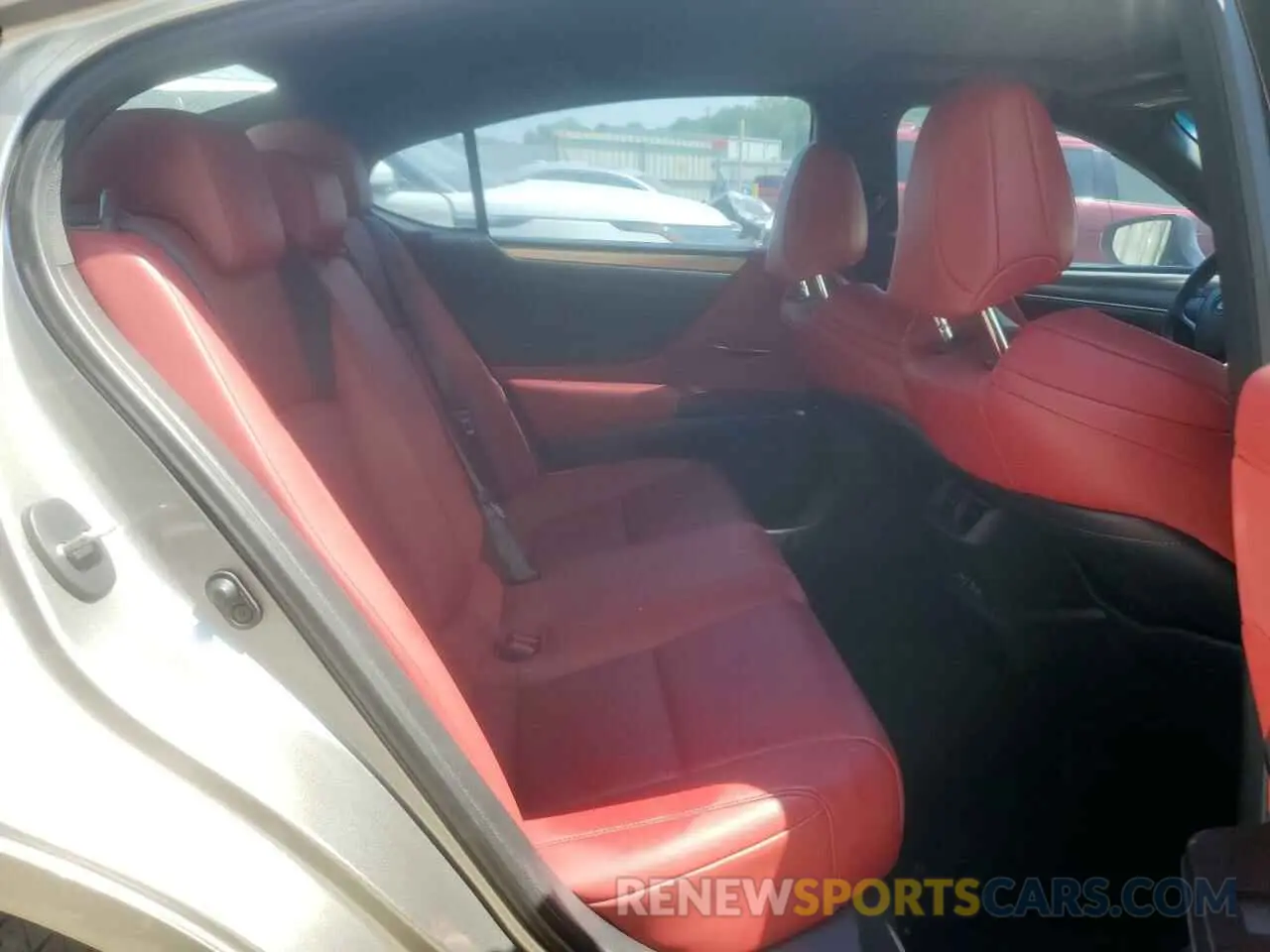 11 fotografías del automóvil dañado 58ABZ1B11KU051114 LEXUS ES350 2019