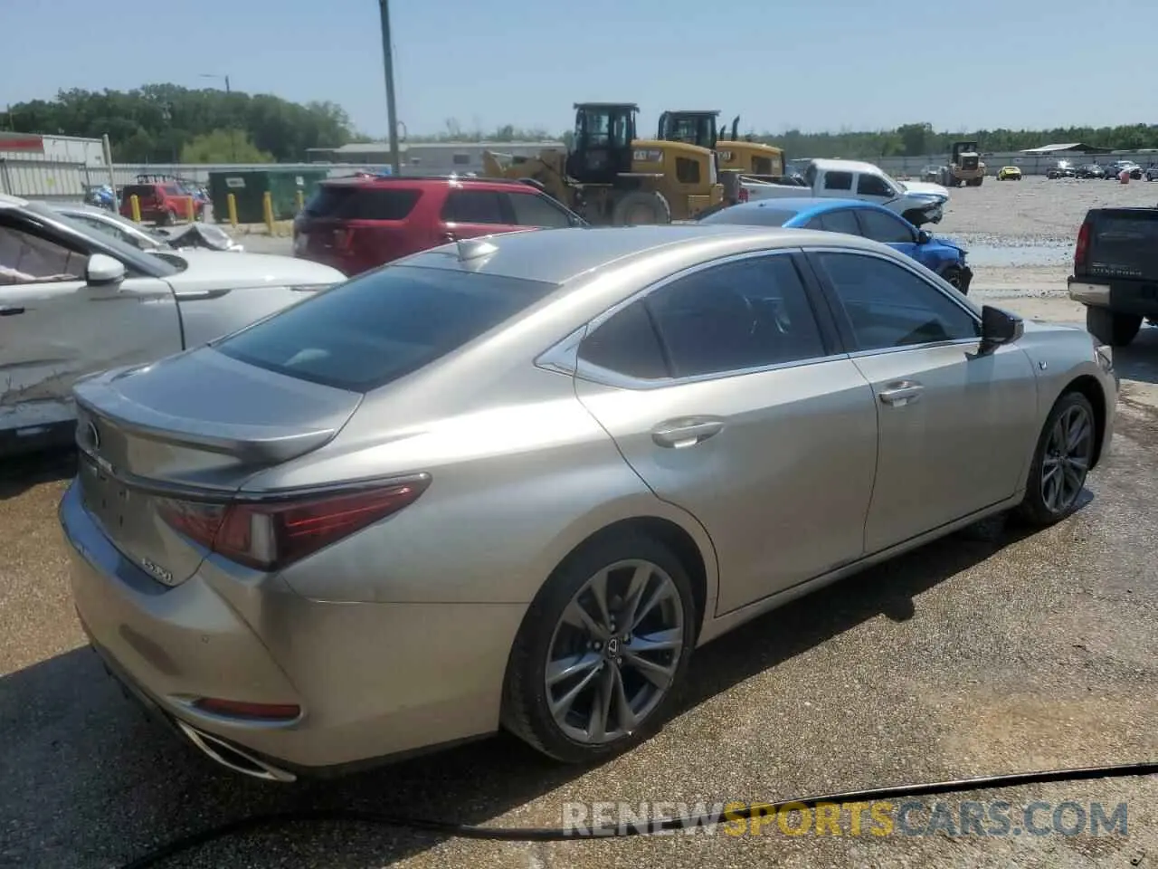 3 fotografías del automóvil dañado 58ABZ1B11KU051114 LEXUS ES350 2019