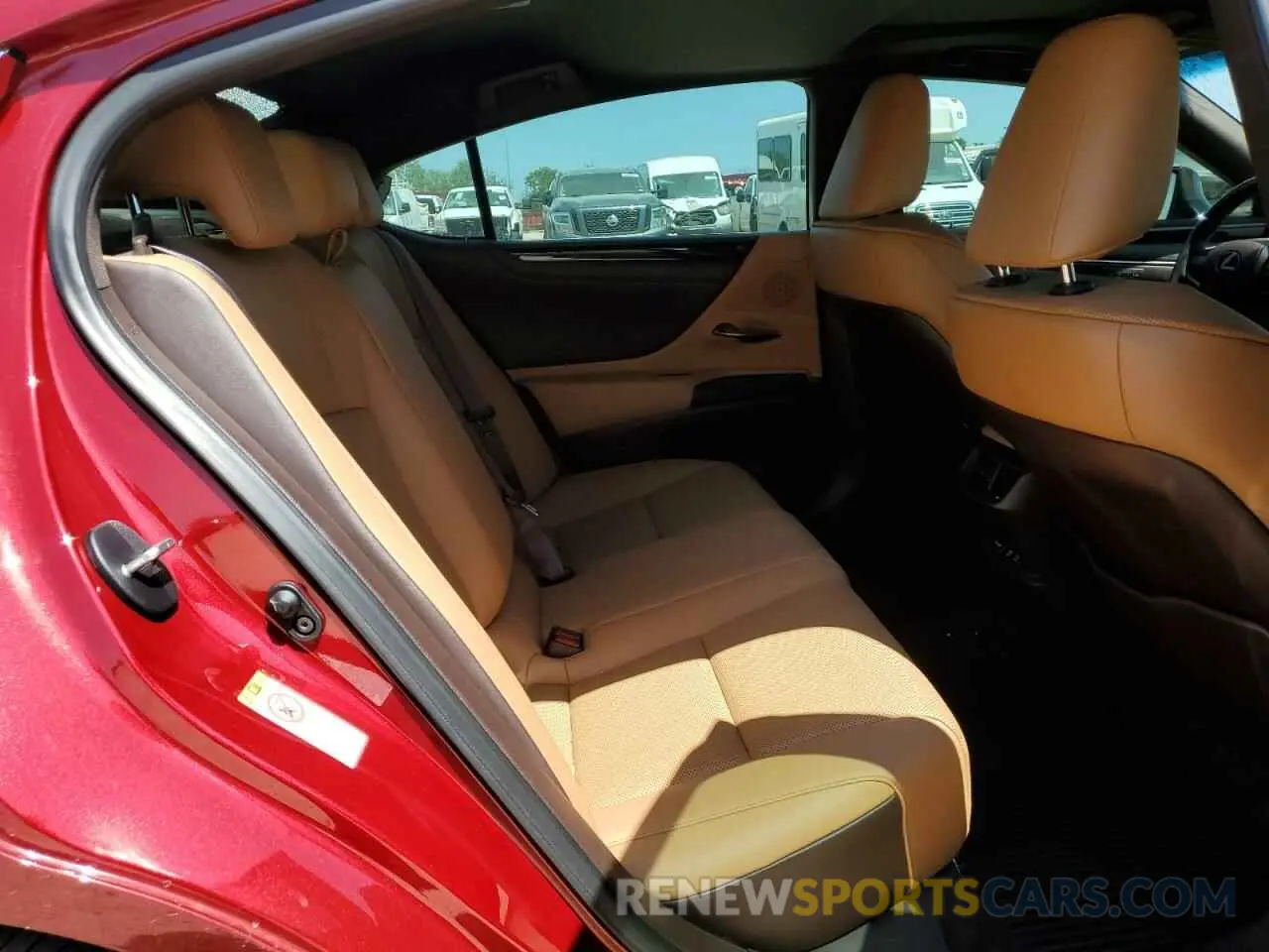 10 fotografías del automóvil dañado 58ABZ1B12KU003590 LEXUS ES350 2019