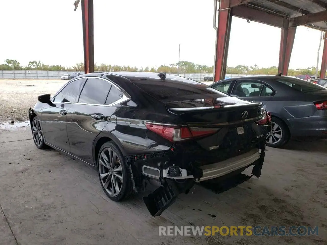 3 fotografías del automóvil dañado 58ABZ1B12KU023757 LEXUS ES350 2019