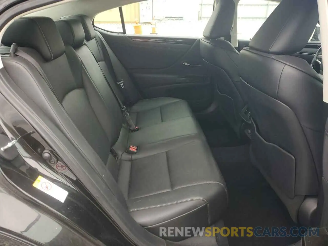 10 fotografías del automóvil dañado 58ABZ1B12KU030028 LEXUS ES350 2019