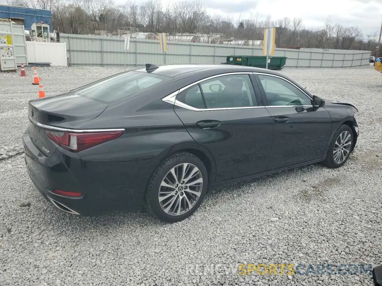 3 fotografías del automóvil dañado 58ABZ1B12KU030028 LEXUS ES350 2019