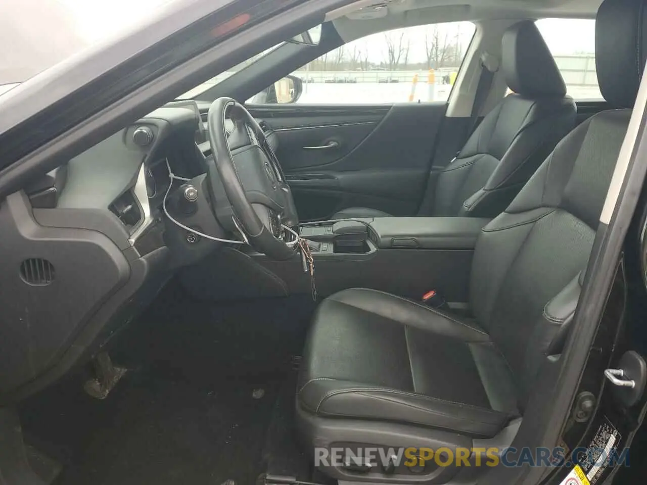 7 fotografías del automóvil dañado 58ABZ1B12KU030028 LEXUS ES350 2019