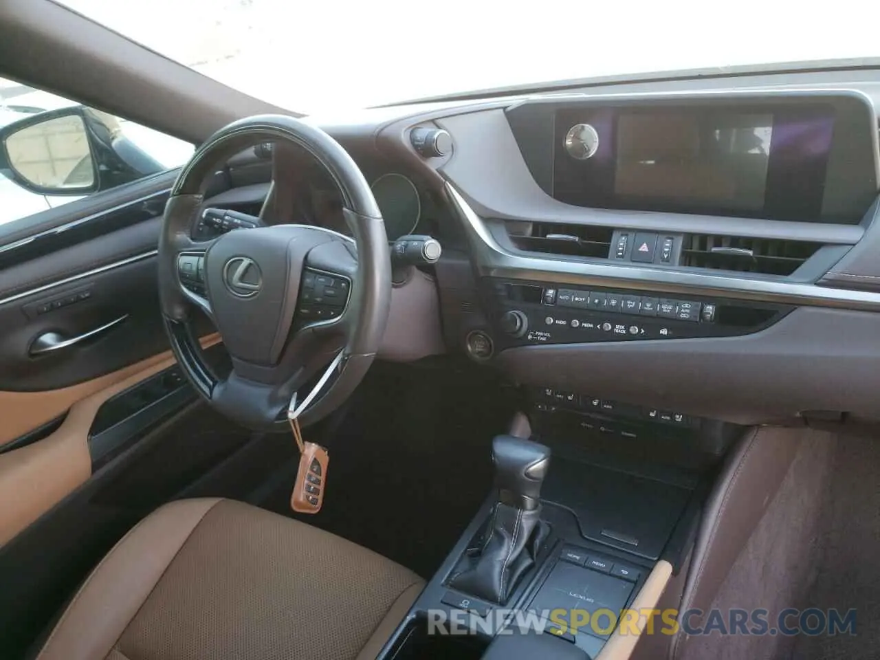 9 fotografías del automóvil dañado 58ABZ1B13KU008586 LEXUS ES350 2019
