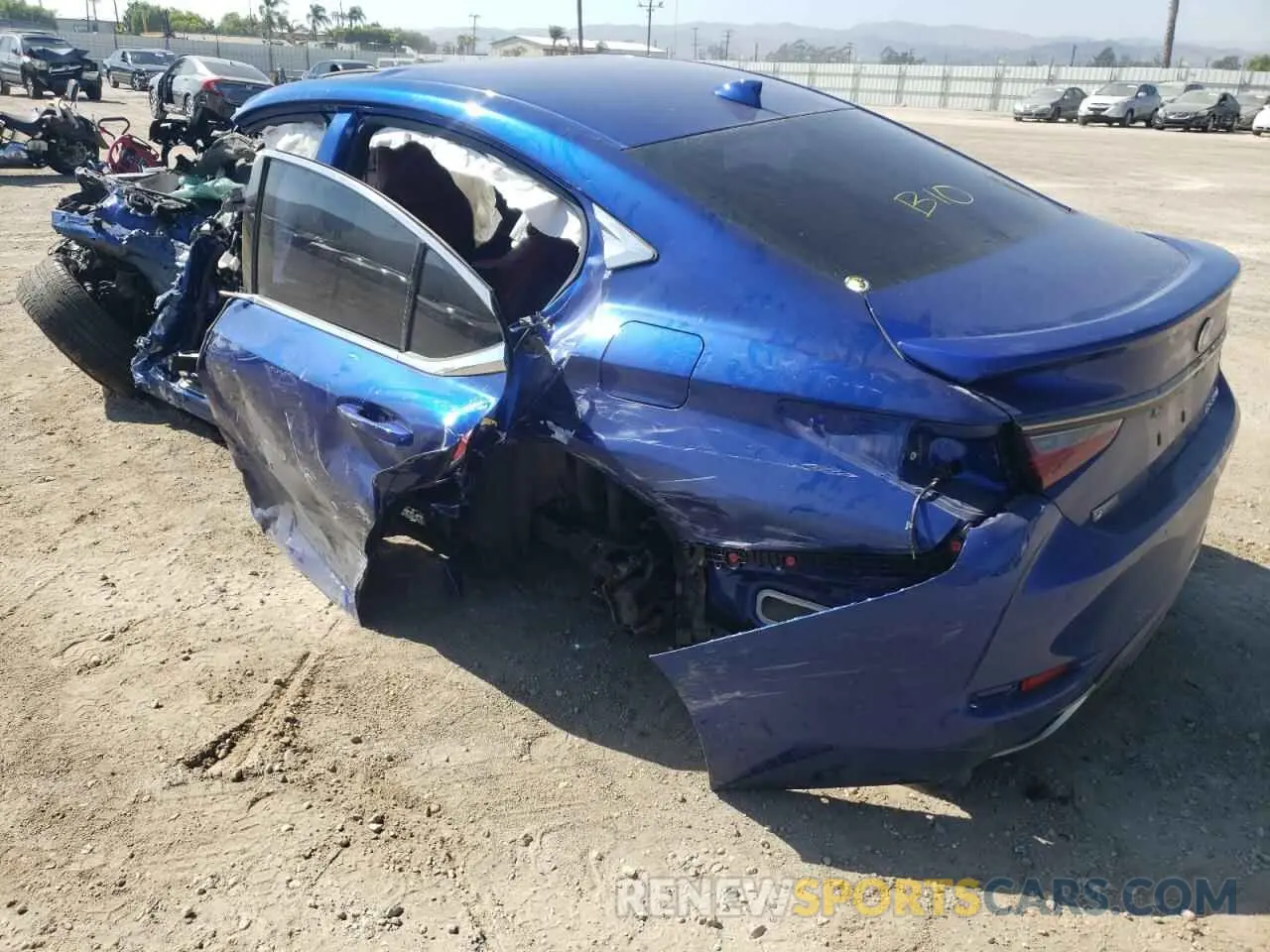 3 fotografías del automóvil dañado 58ABZ1B13KU019278 LEXUS ES350 2019