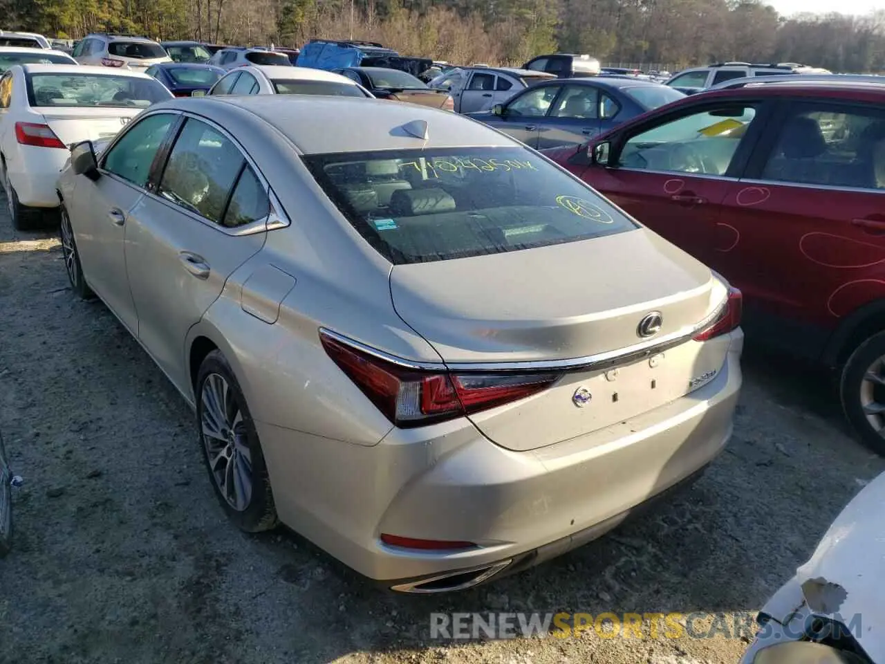 3 fotografías del automóvil dañado 58ABZ1B13KU030300 LEXUS ES350 2019