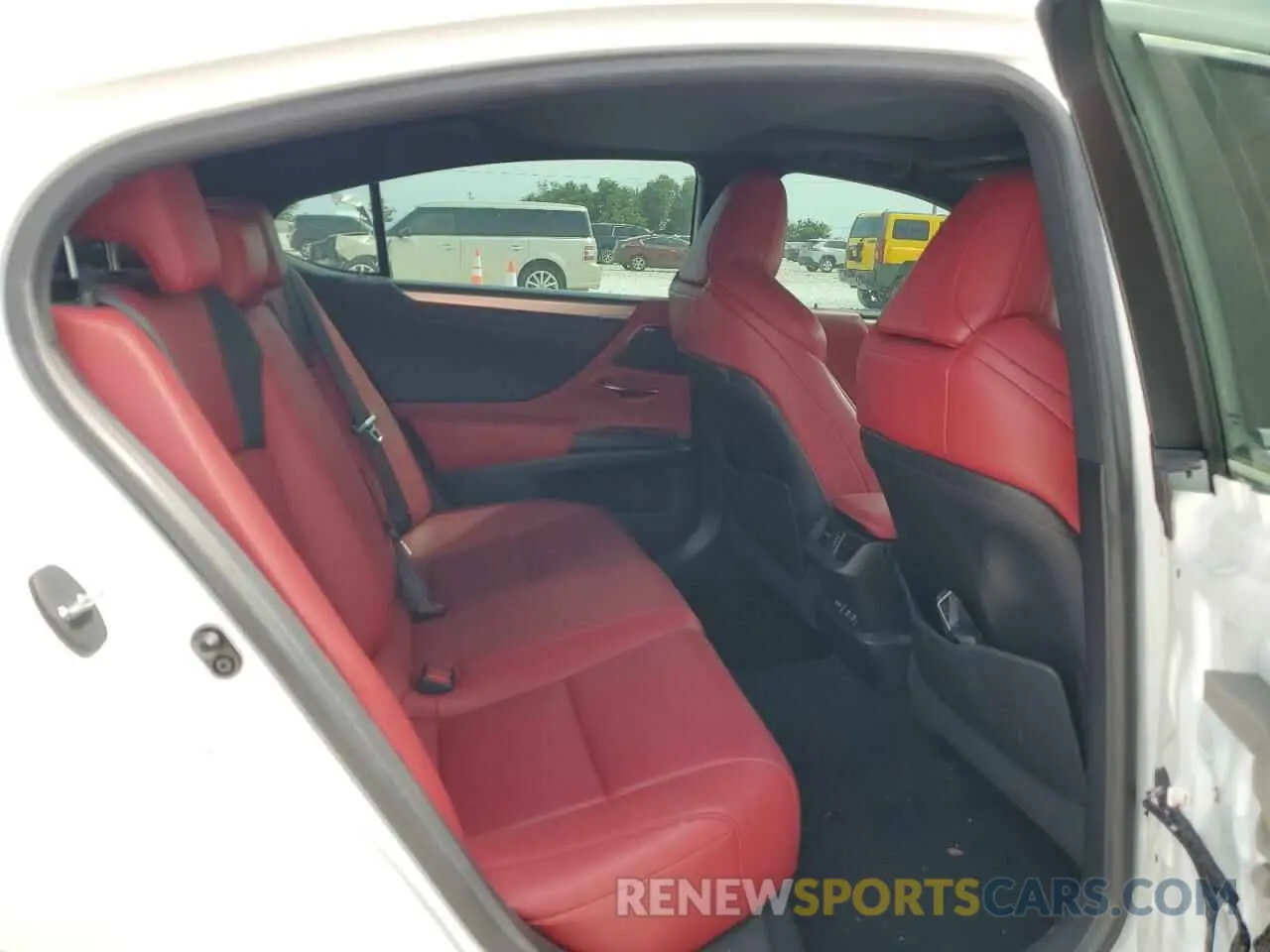 10 fotografías del automóvil dañado 58ABZ1B13KU041040 LEXUS ES350 2019
