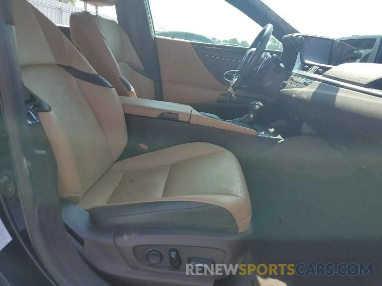 7 fotografías del automóvil dañado 58ABZ1B14KU046974 LEXUS ES350 2019
