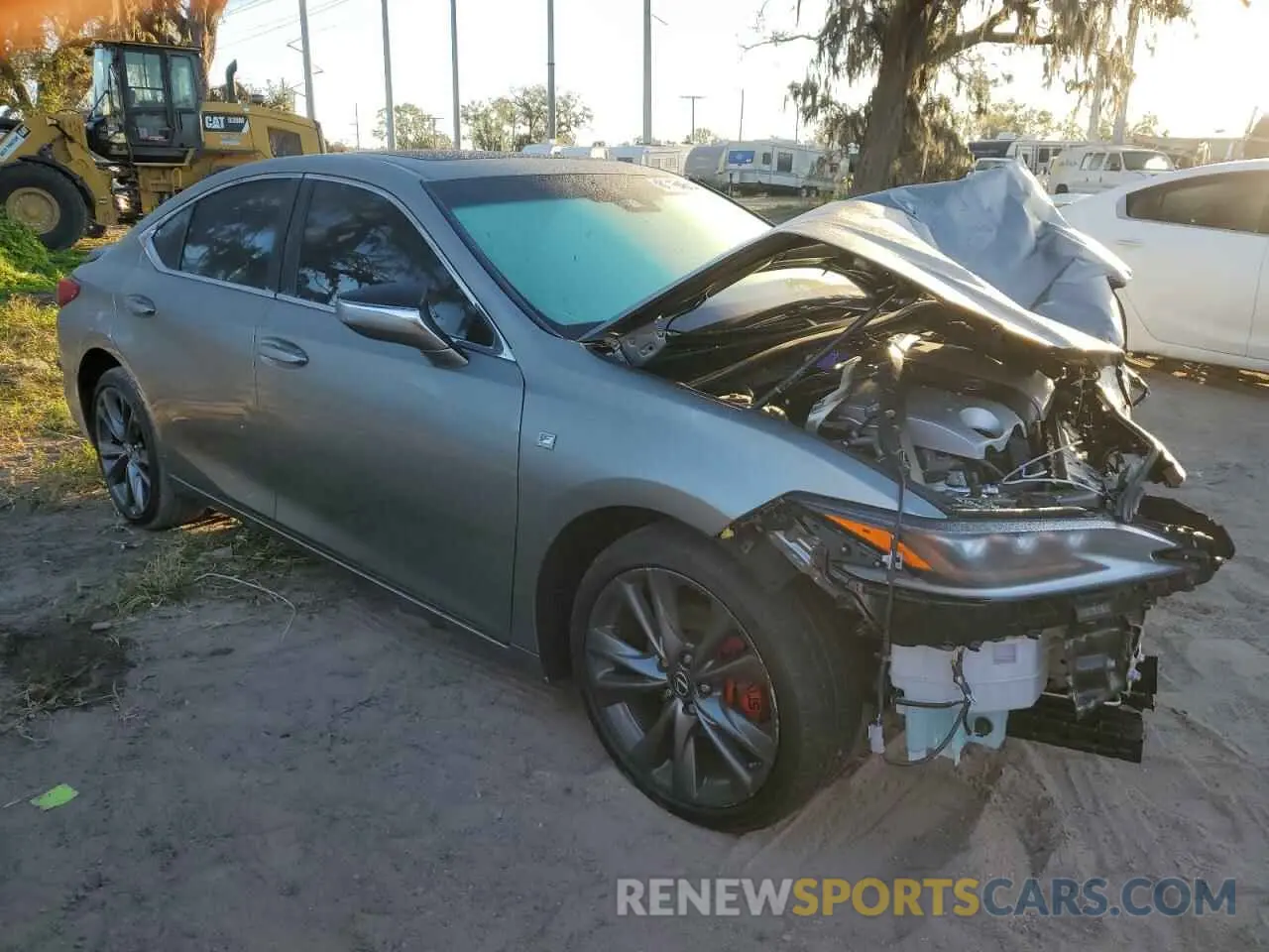 4 fotografías del automóvil dañado 58ABZ1B15KU027480 LEXUS ES350 2019