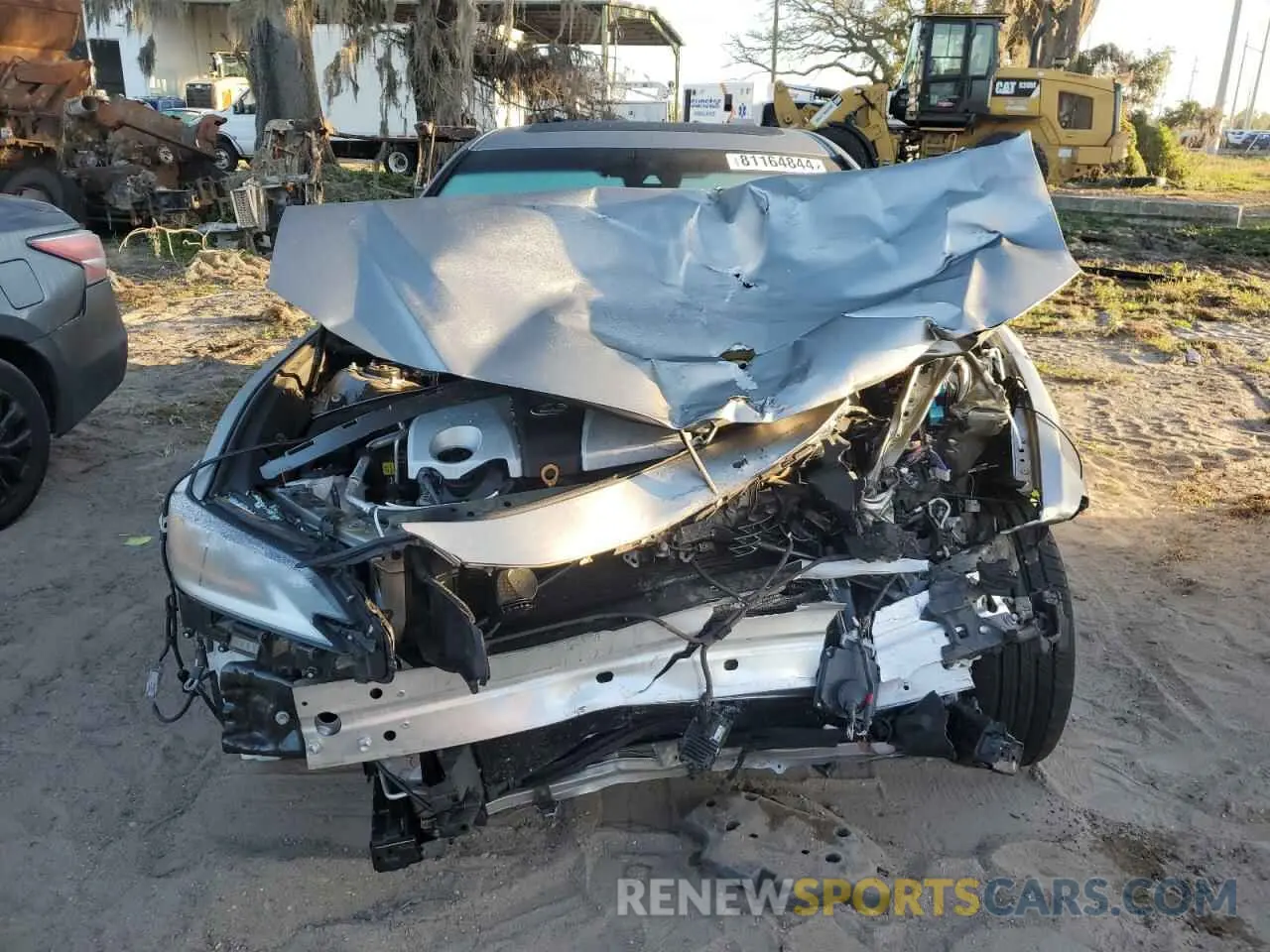 5 fotografías del automóvil dañado 58ABZ1B15KU027480 LEXUS ES350 2019