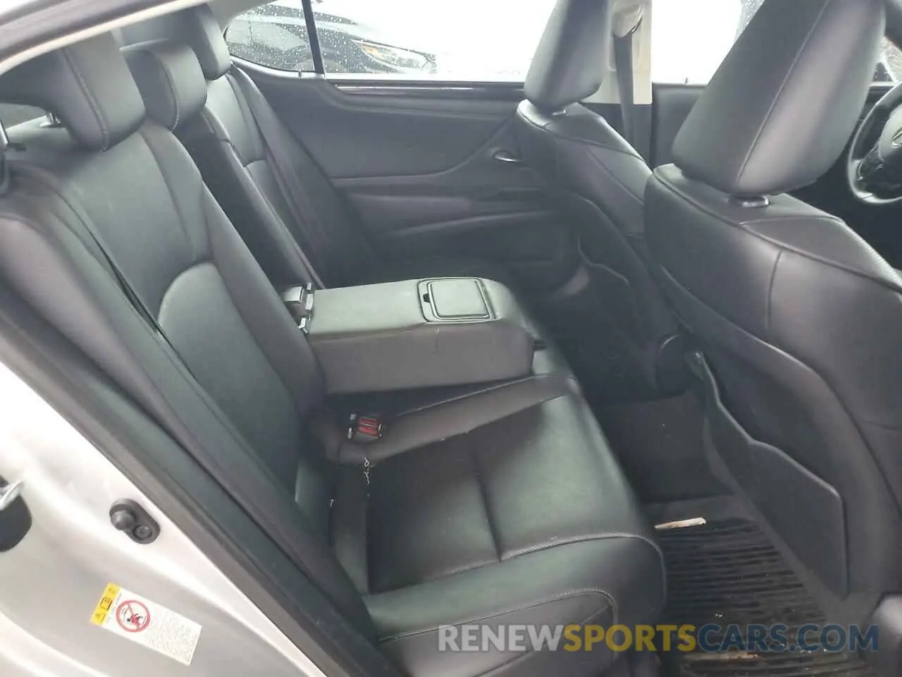 10 fotografías del automóvil dañado 58ABZ1B15KU032632 LEXUS ES350 2019