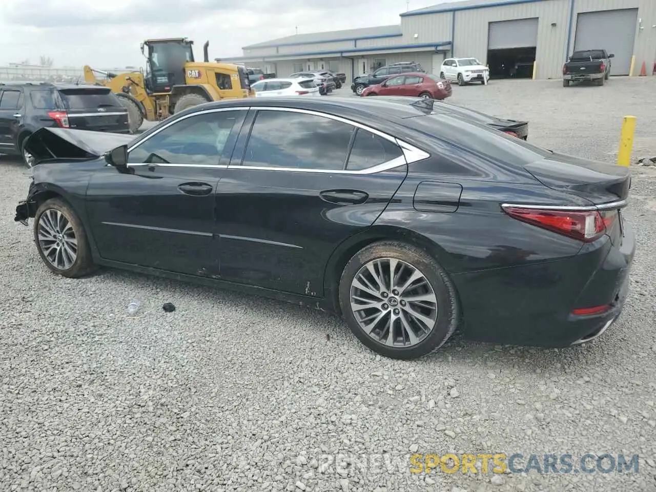 2 fotografías del automóvil dañado 58ABZ1B16KU002510 LEXUS ES350 2019