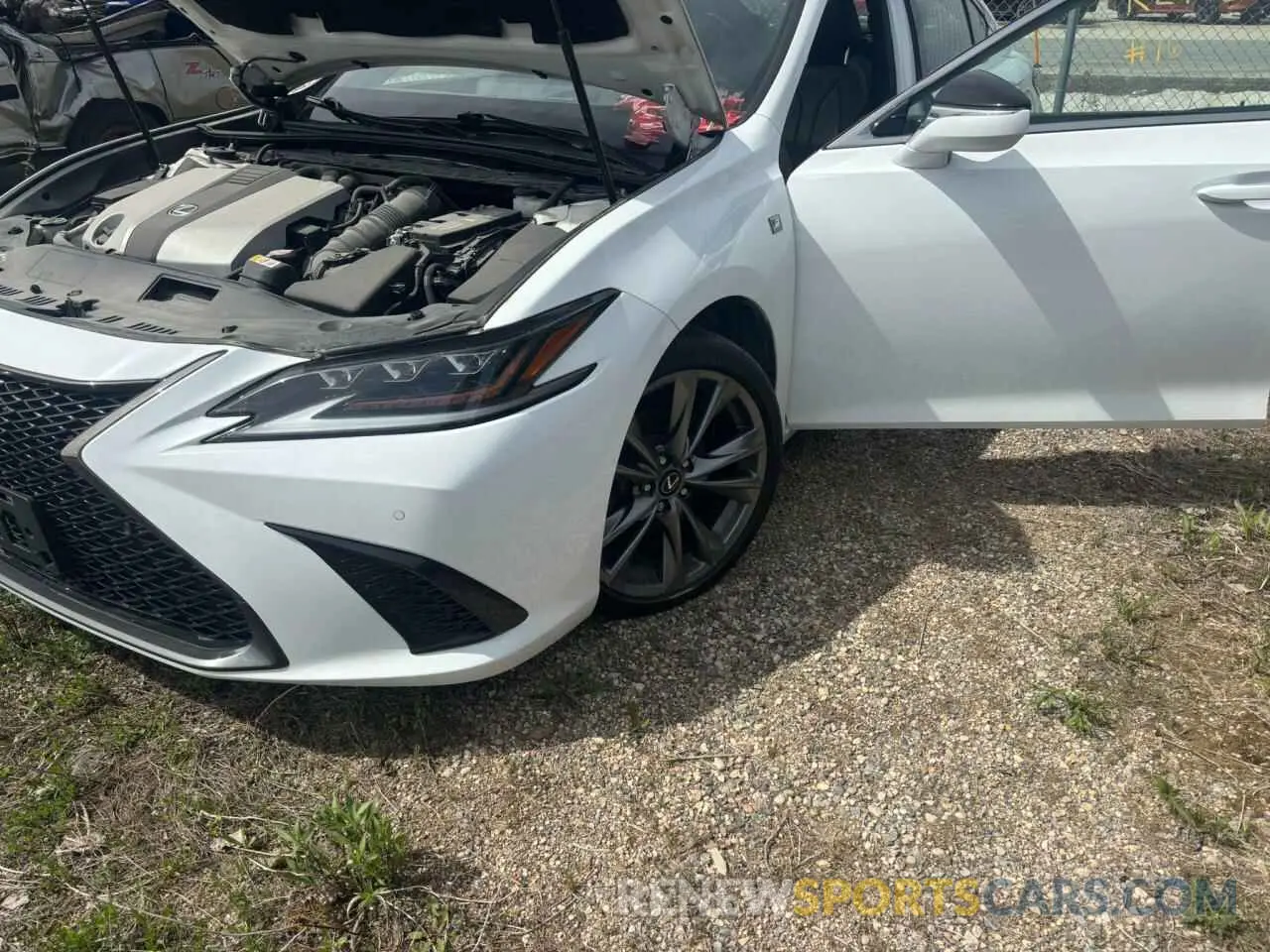 1 fotografías del automóvil dañado 58ABZ1B16KU002779 LEXUS ES350 2019