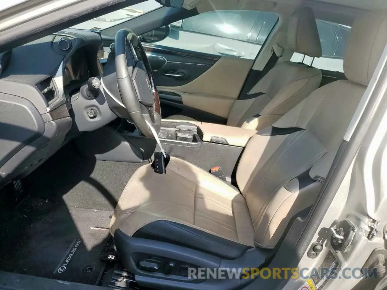 7 fotografías del automóvil dañado 58ABZ1B16KU031778 LEXUS ES350 2019