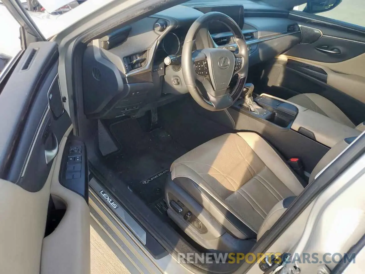 8 fotografías del automóvil dañado 58ABZ1B16KU031778 LEXUS ES350 2019