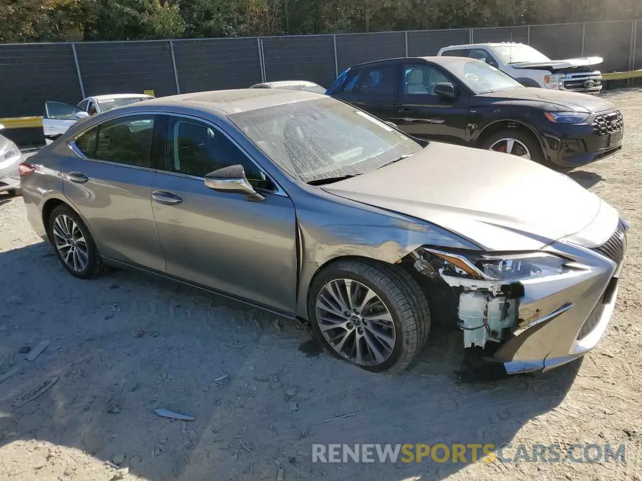 4 fotografías del automóvil dañado 58ABZ1B16KU040402 LEXUS ES350 2019