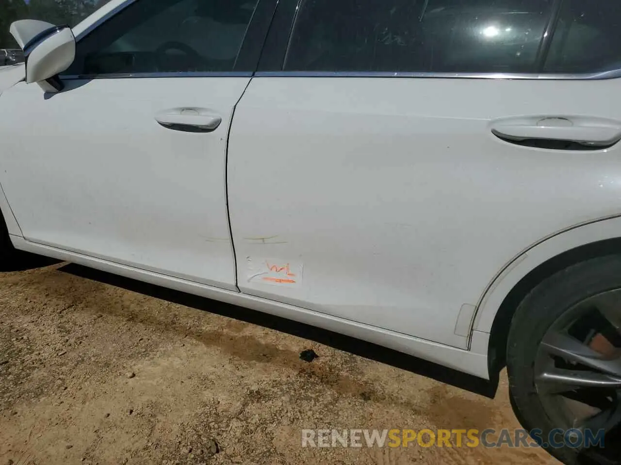 12 fotografías del automóvil dañado 58ABZ1B17KU006243 LEXUS ES350 2019