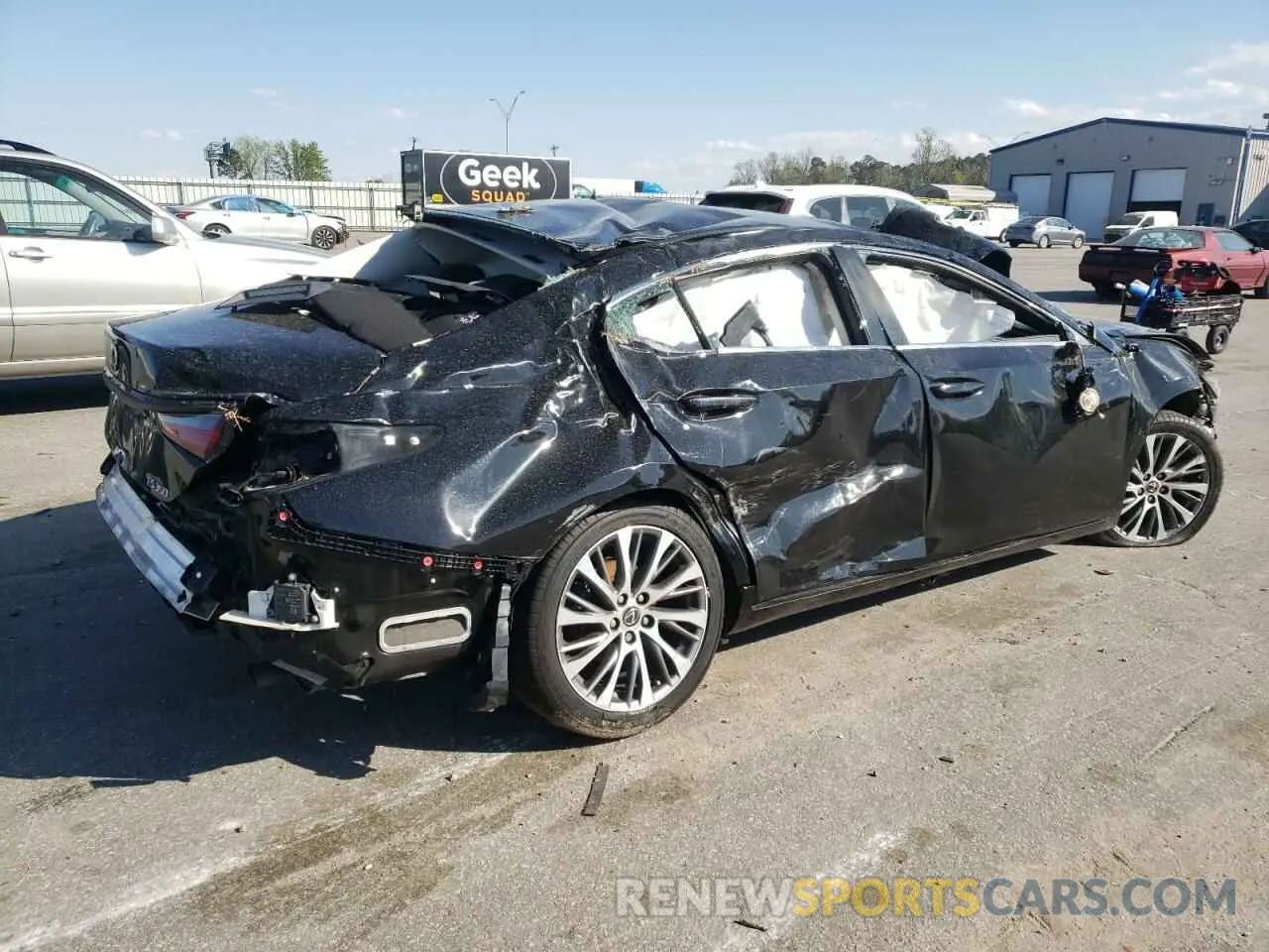 3 fotografías del automóvil dañado 58ABZ1B17KU013323 LEXUS ES350 2019