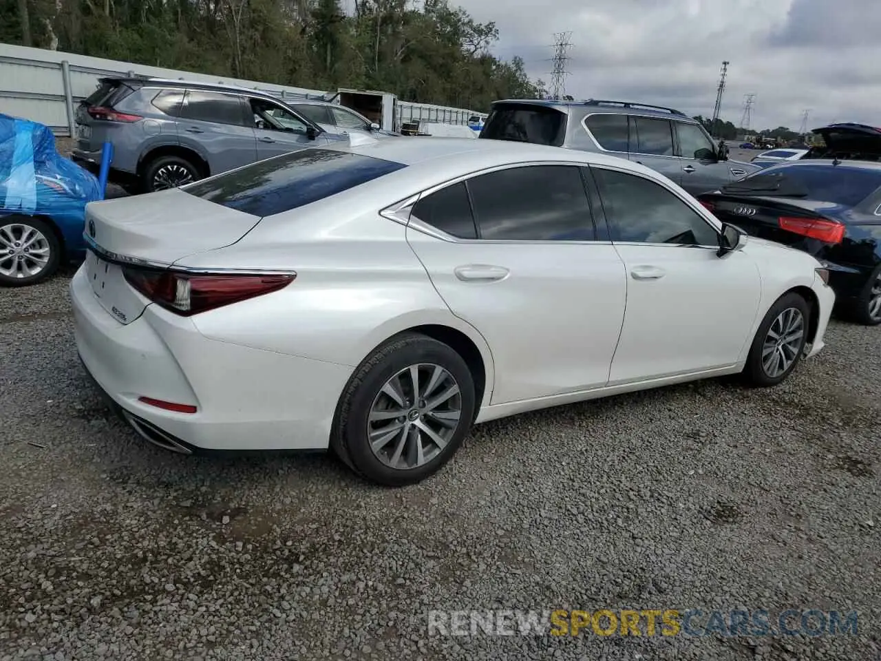 3 fotografías del automóvil dañado 58ABZ1B17KU018294 LEXUS ES350 2019