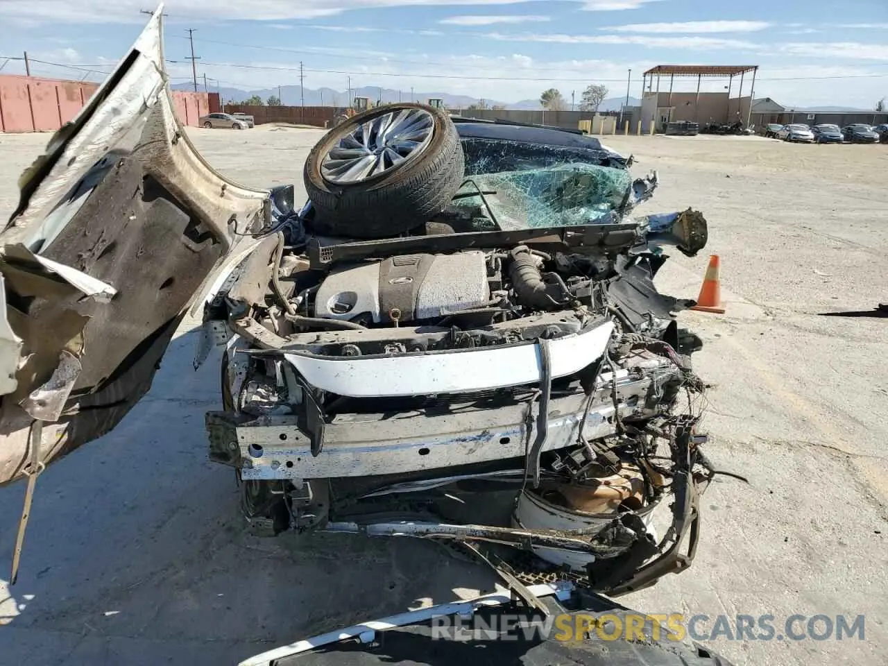 5 fotografías del automóvil dañado 58ABZ1B17KU027061 LEXUS ES350 2019