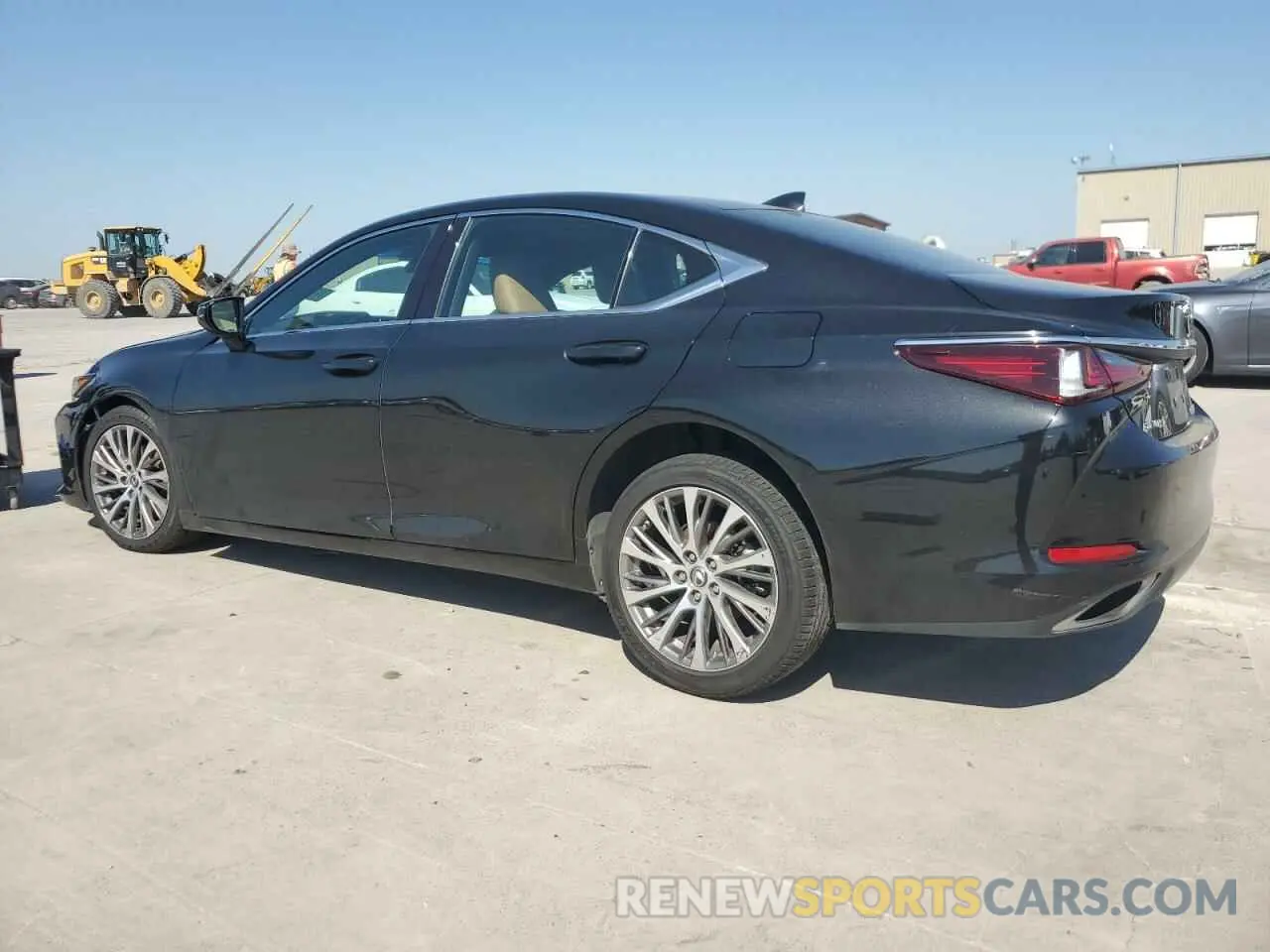 2 fotografías del automóvil dañado 58ABZ1B17KU038514 LEXUS ES350 2019