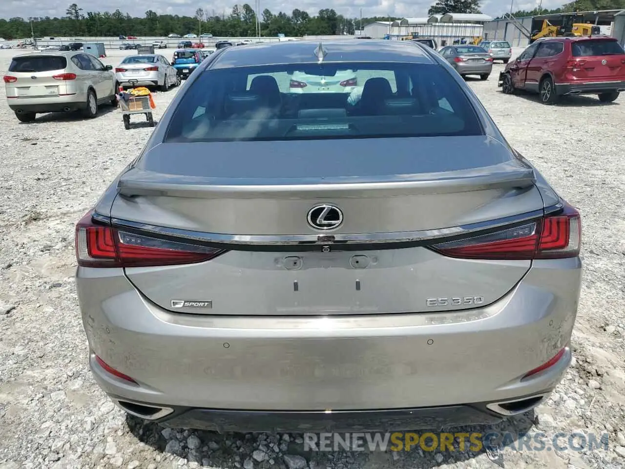 6 fotografías del automóvil dañado 58ABZ1B17KU046404 LEXUS ES350 2019