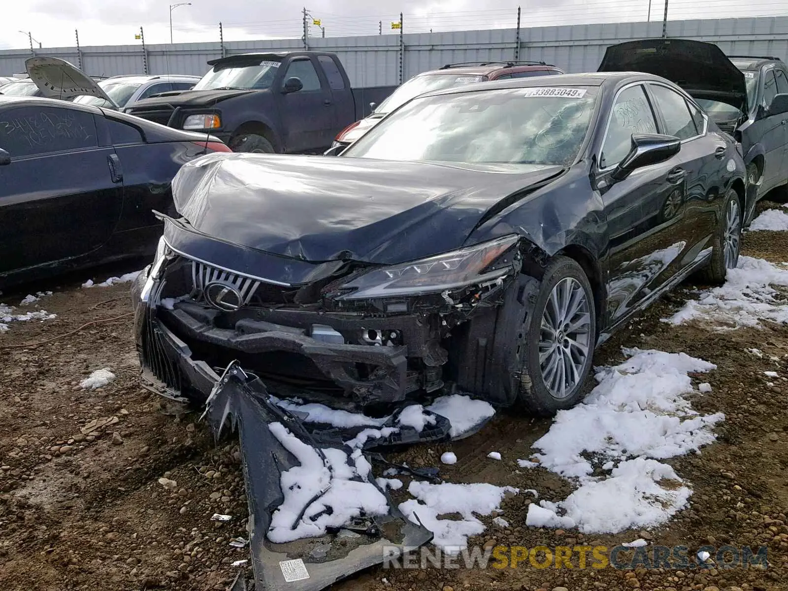 2 fotografías del automóvil dañado 58ABZ1B18KU001424 LEXUS ES350 2019
