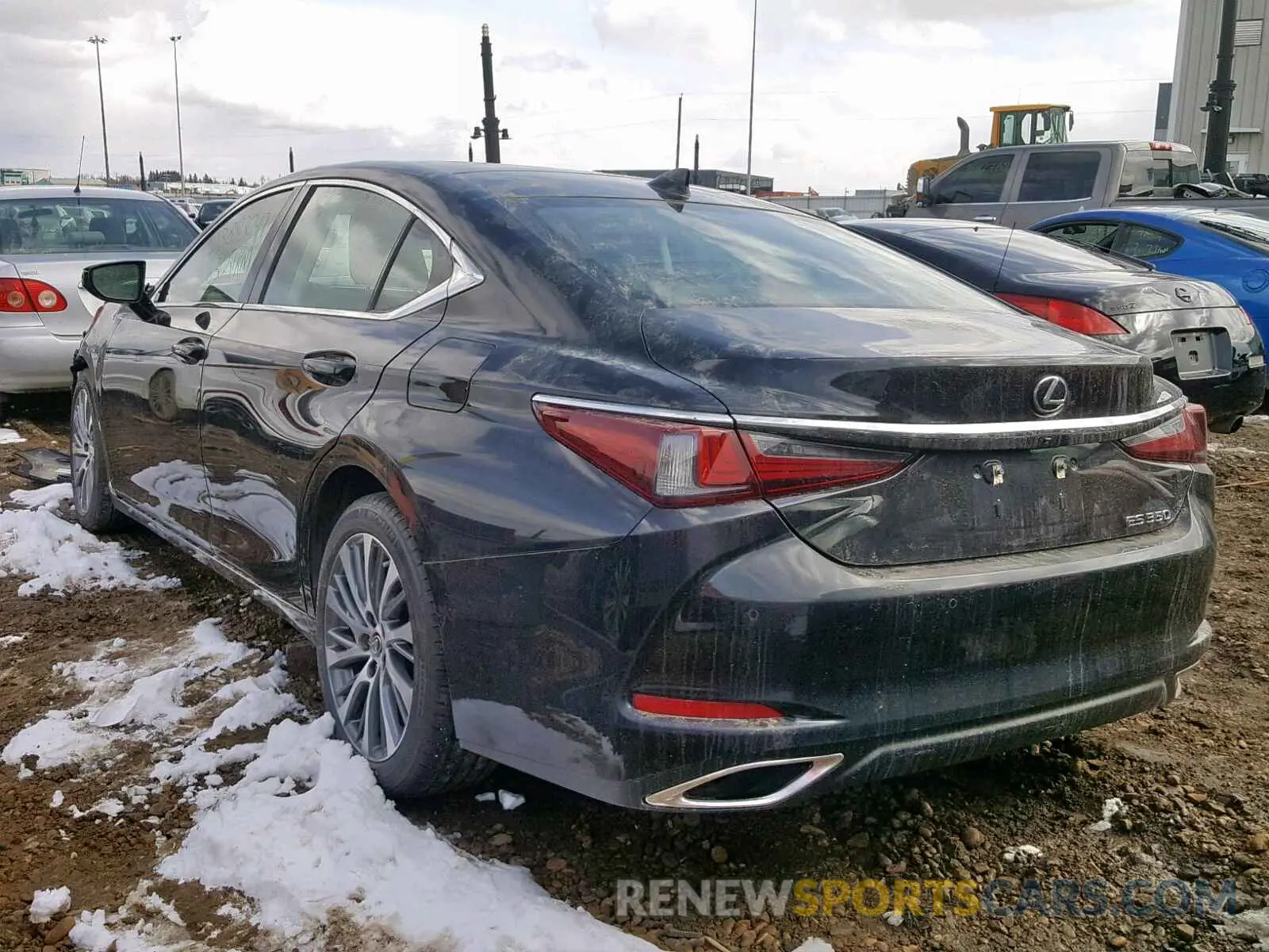 3 fotografías del automóvil dañado 58ABZ1B18KU001424 LEXUS ES350 2019