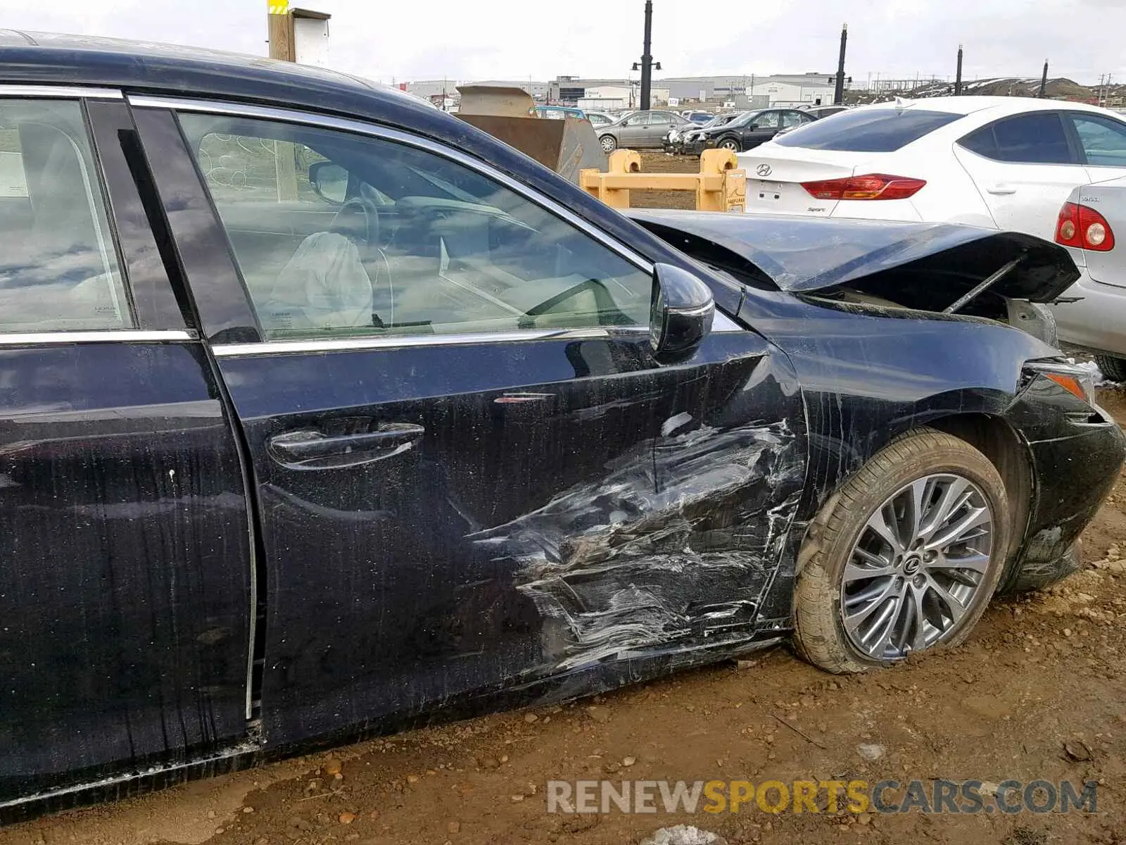 9 fotografías del automóvil dañado 58ABZ1B18KU001424 LEXUS ES350 2019