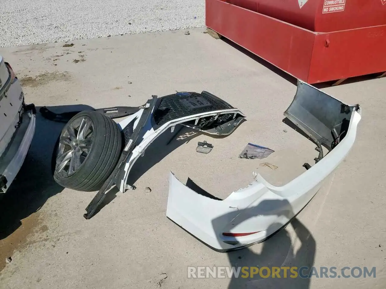 12 fotografías del automóvil dañado 58ABZ1B18KU011919 LEXUS ES350 2019