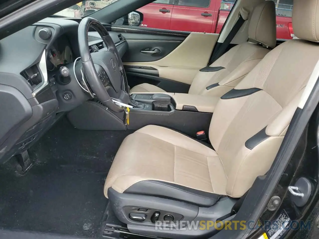 7 fotografías del automóvil dañado 58ABZ1B18KU012164 LEXUS ES350 2019