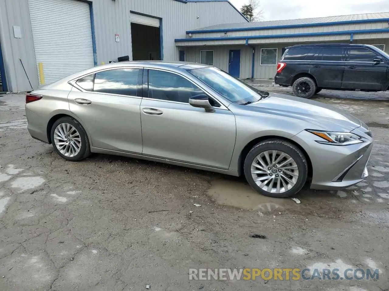 4 fotografías del automóvil dañado 58ABZ1B18KU017249 LEXUS ES350 2019