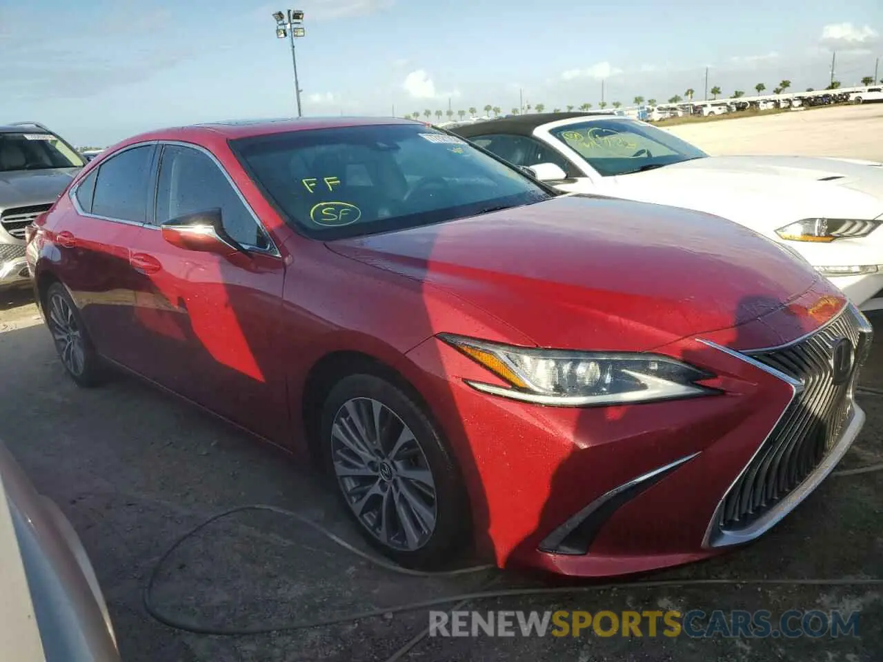 4 fotografías del automóvil dañado 58ABZ1B18KU025688 LEXUS ES350 2019