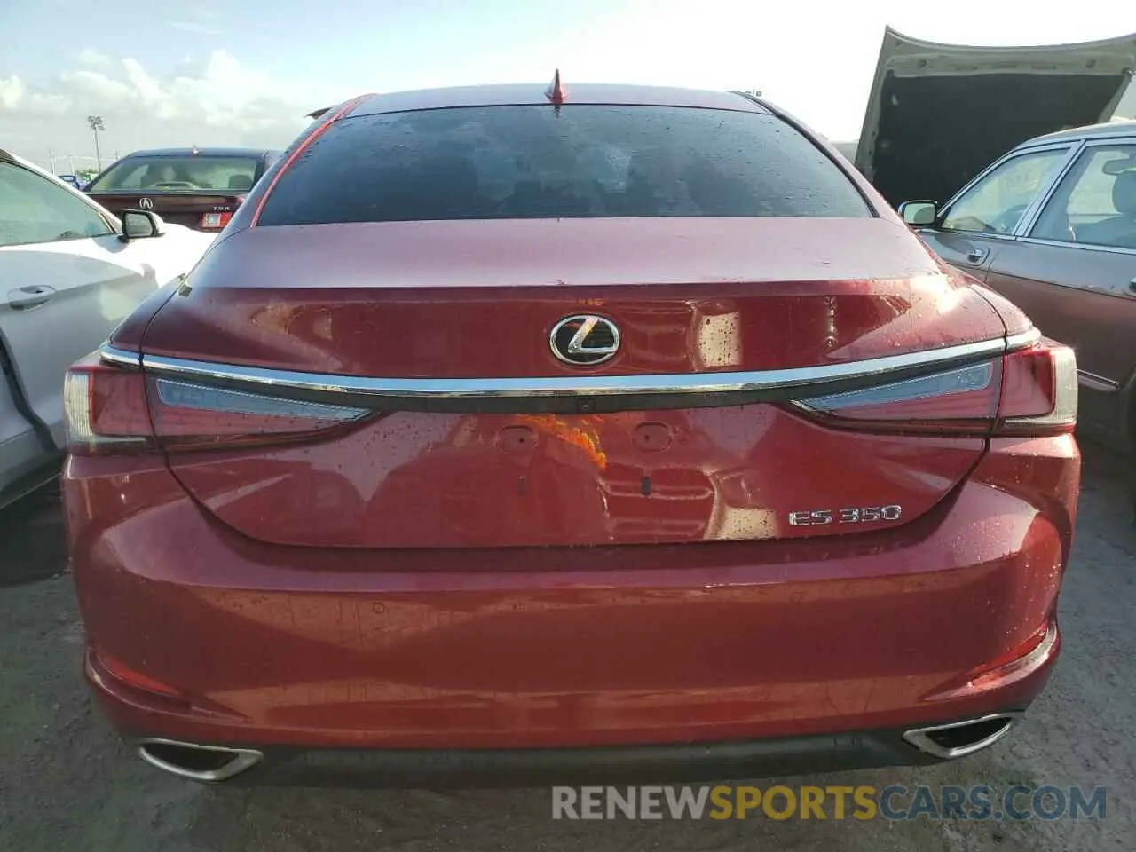 6 fotografías del automóvil dañado 58ABZ1B18KU025688 LEXUS ES350 2019