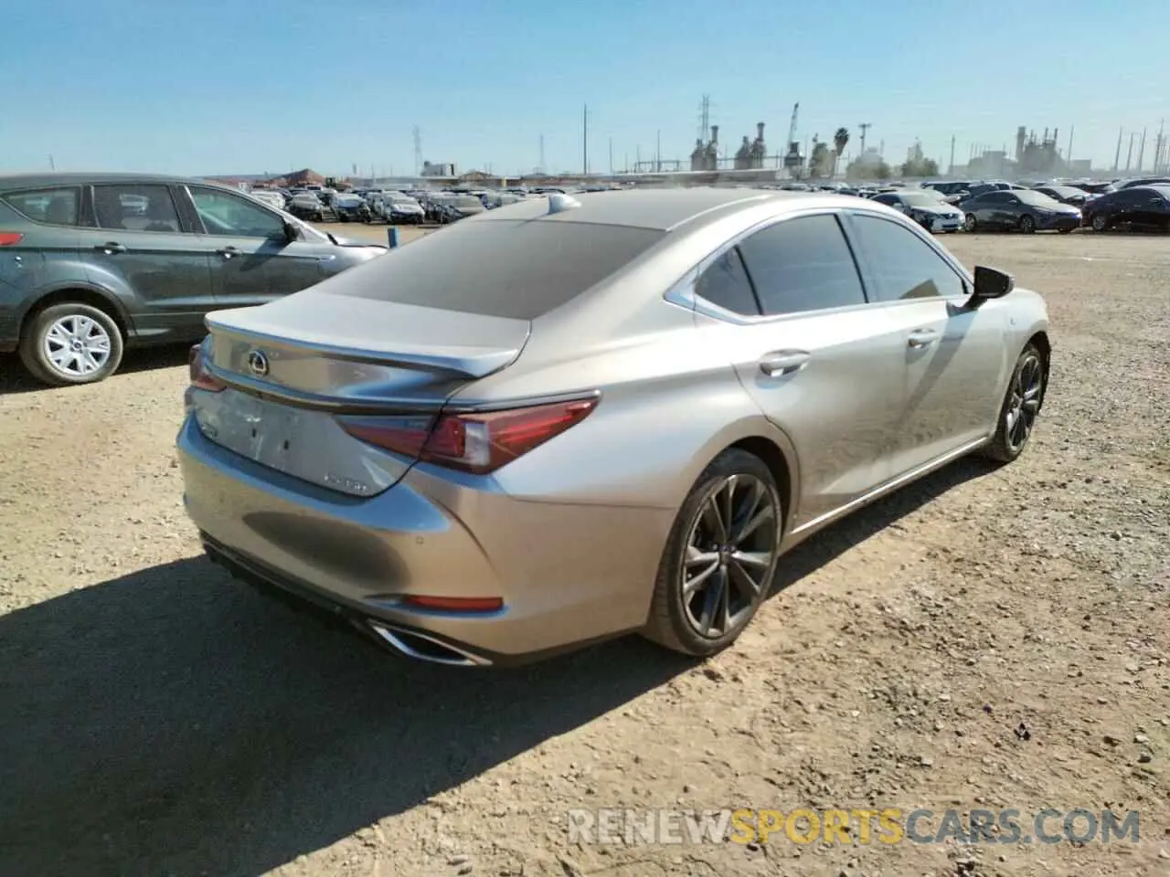4 fotografías del automóvil dañado 58ABZ1B18KU028462 LEXUS ES350 2019