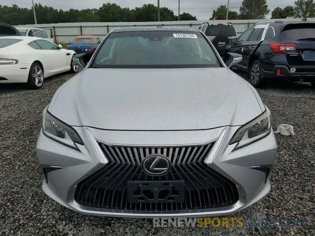 5 fotografías del automóvil dañado 58ABZ1B18KU034309 LEXUS ES350 2019