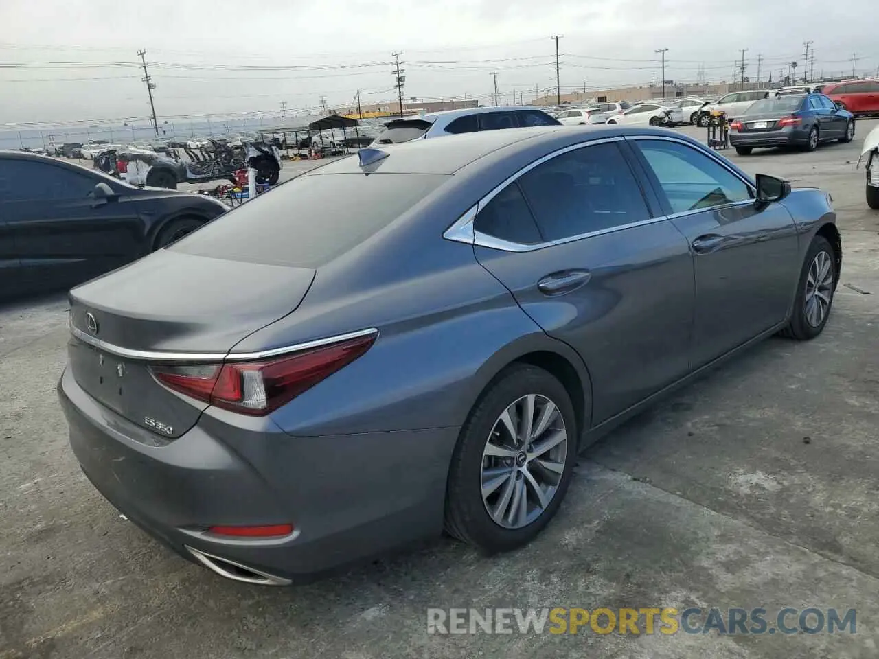 3 fotografías del automóvil dañado 58ABZ1B18KU049750 LEXUS ES350 2019