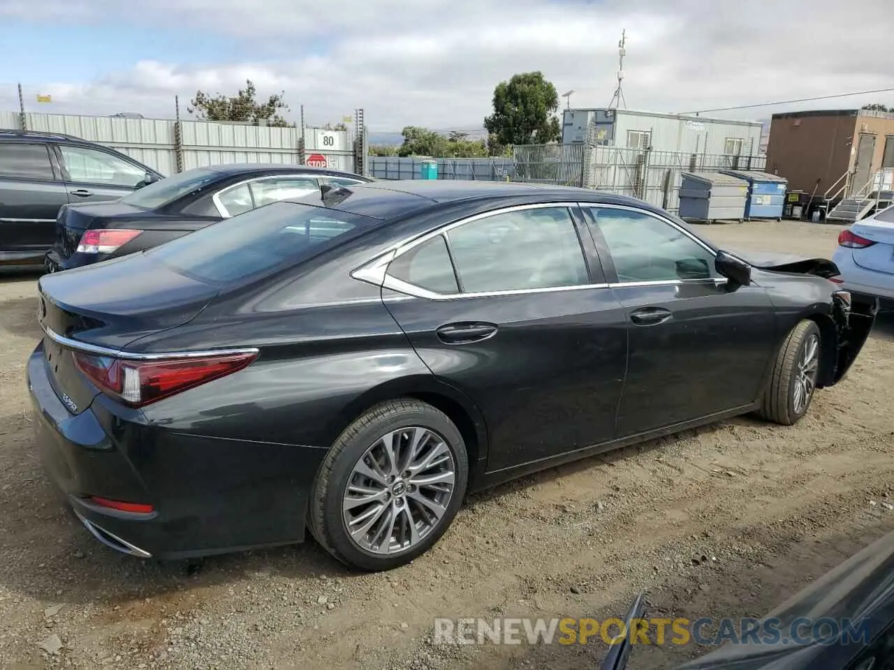 3 fotografías del automóvil dañado 58ABZ1B19KU038109 LEXUS ES350 2019