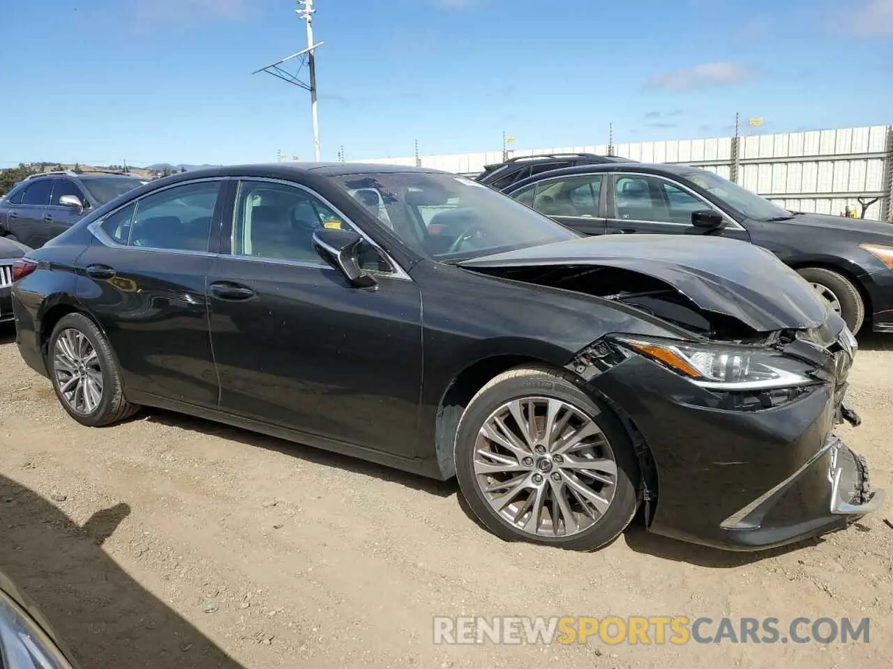 4 fotografías del automóvil dañado 58ABZ1B19KU038109 LEXUS ES350 2019